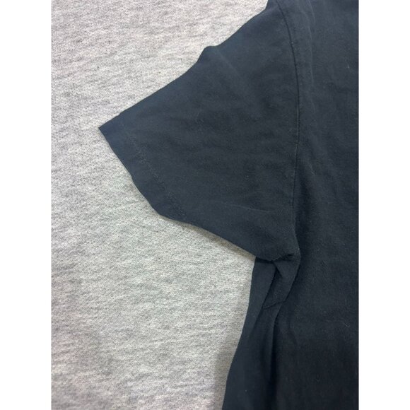 Old Navy Collectibles Friday the 13th T-shirt Men's Size Medium Graphic Short Sl - Picture 6 of 10